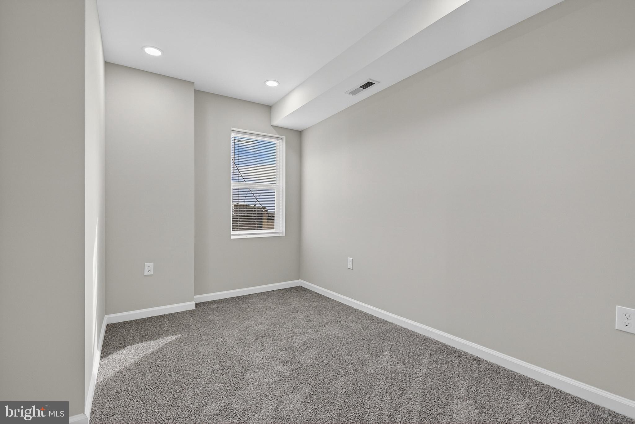 OLIVER - Residential