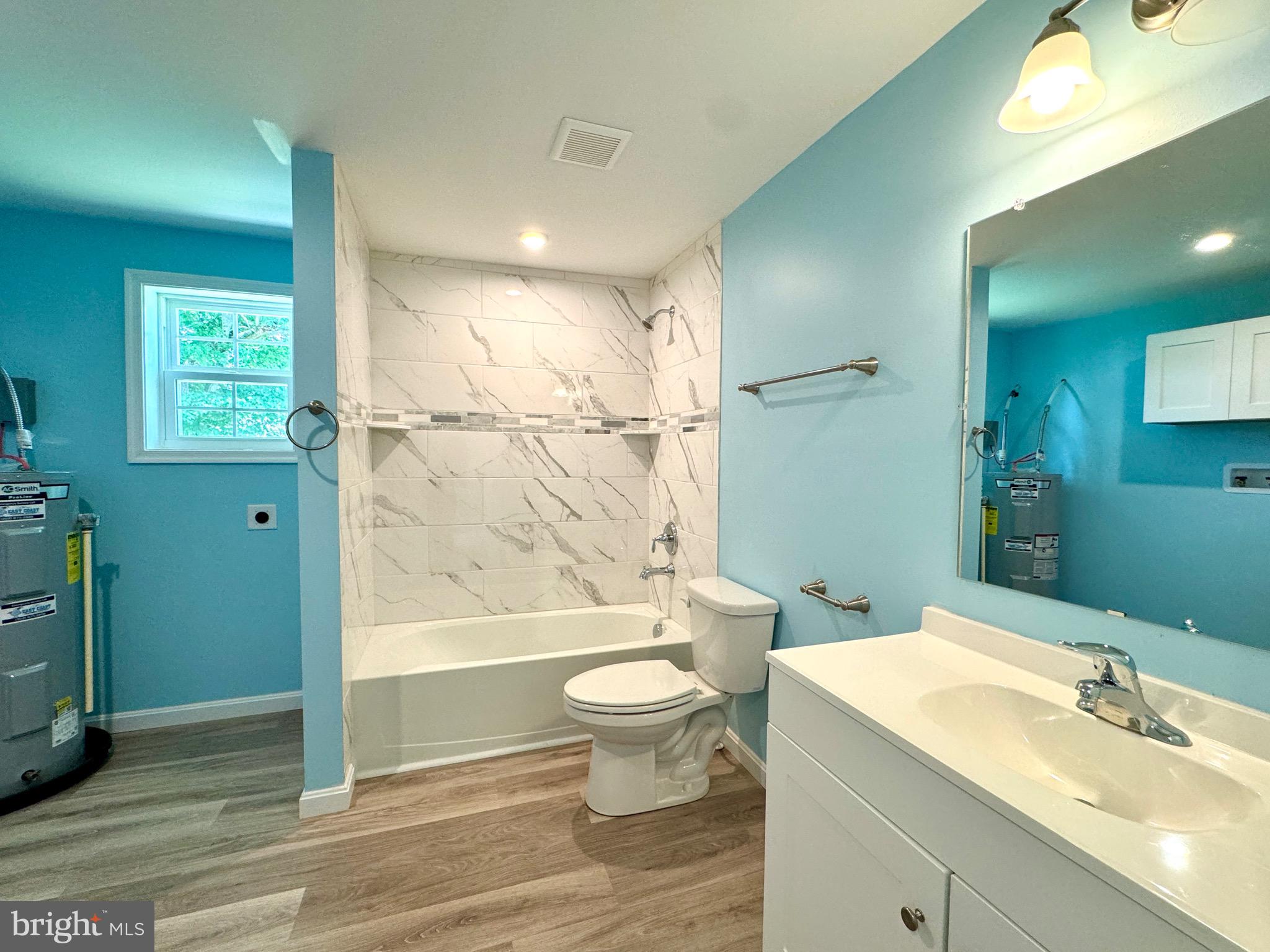 LAUREL VILLAGE - Residential