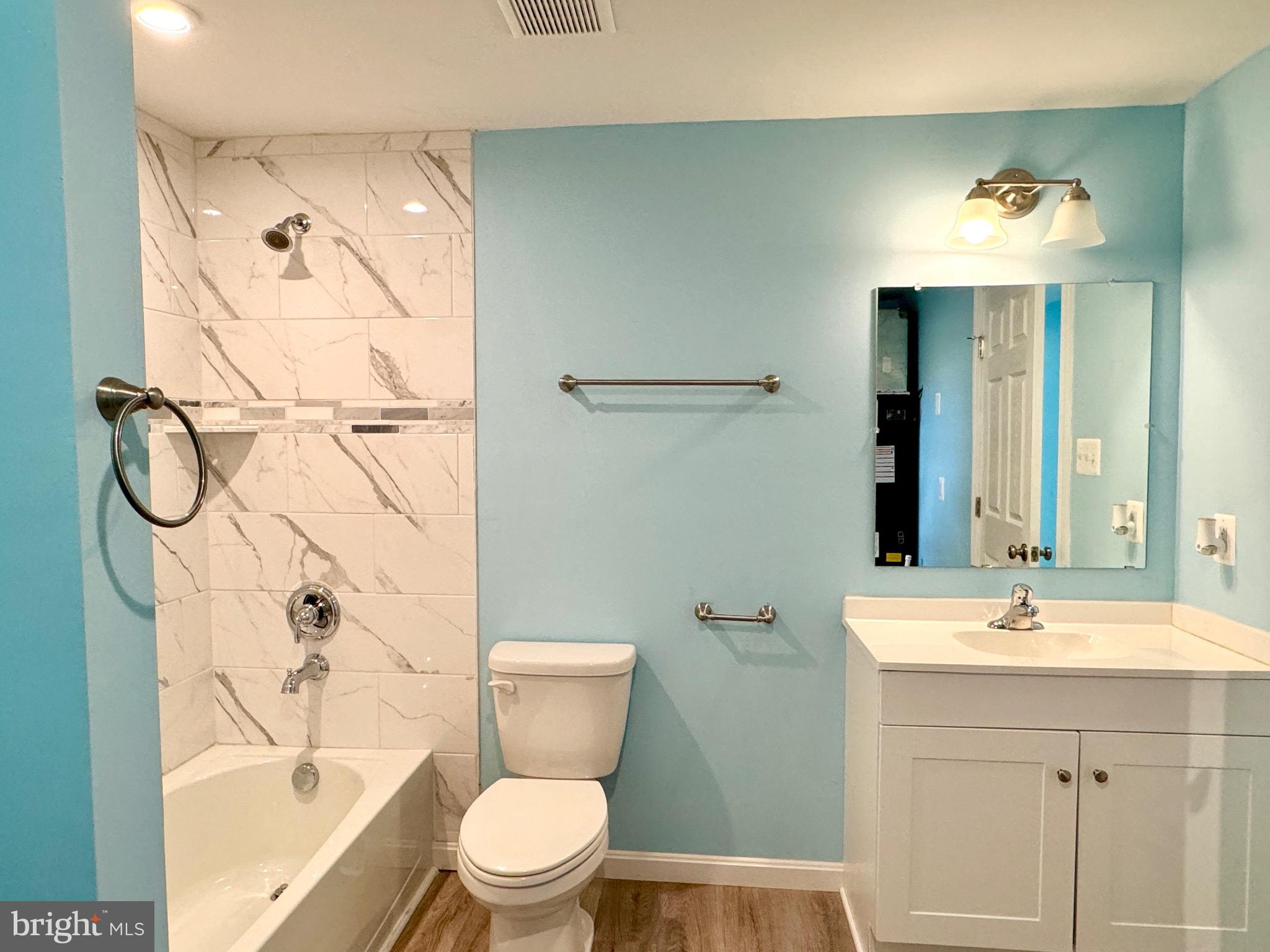 LAUREL VILLAGE - Residential