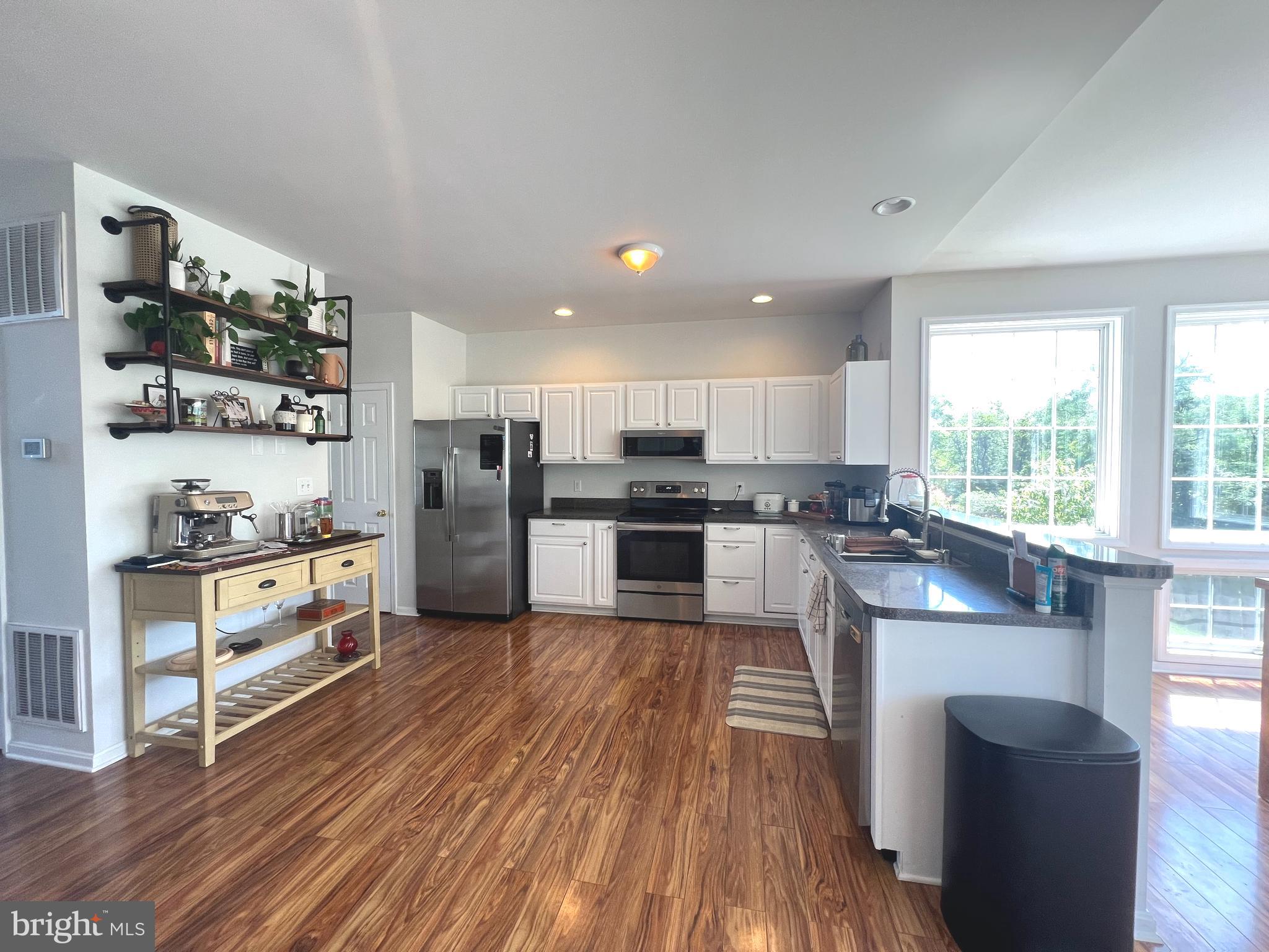 MILLS FARM - Residential Lease