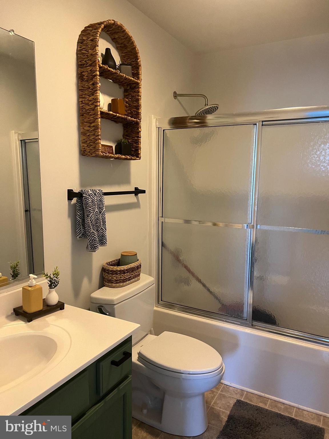 MILLS FARM - Residential Lease