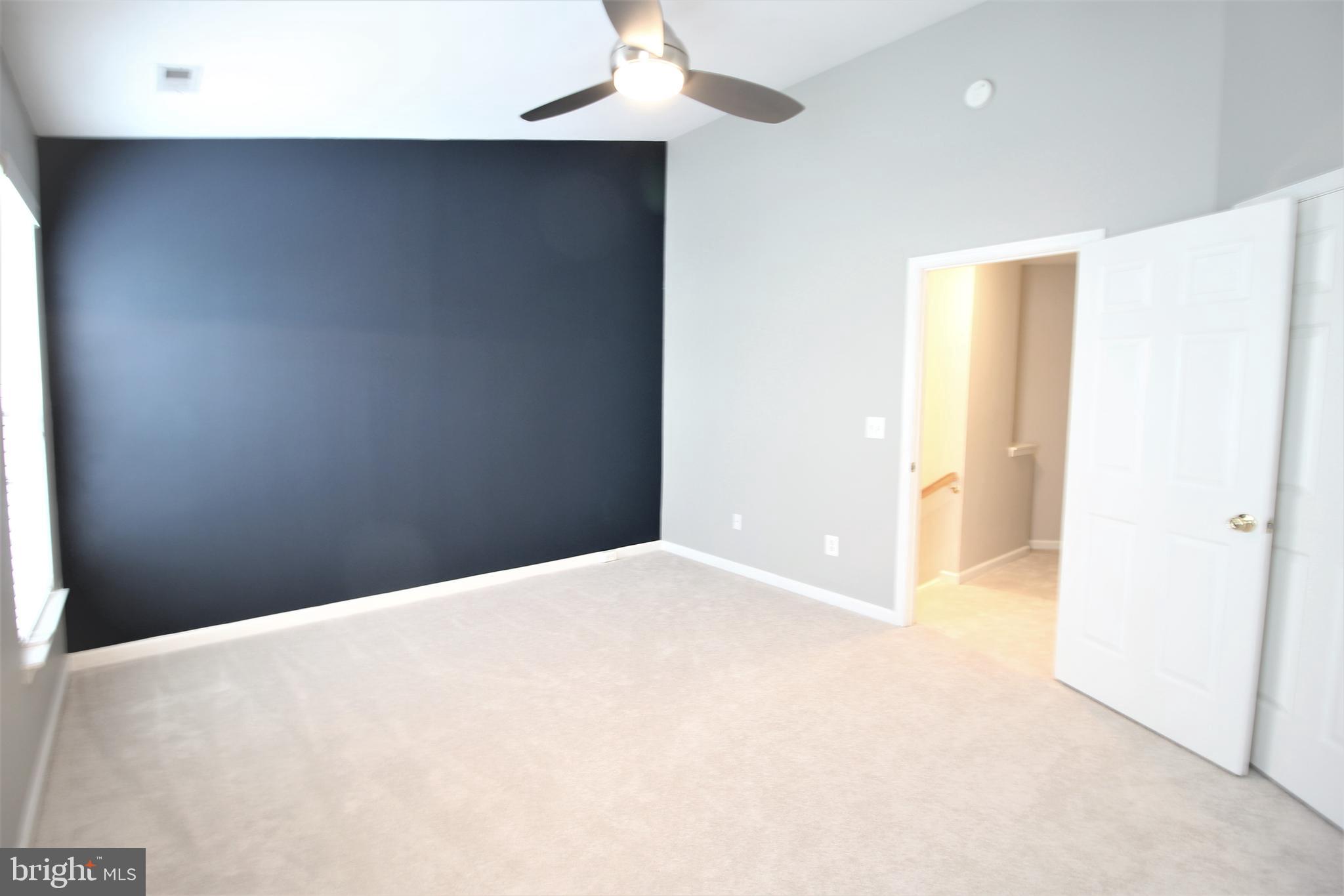 WOODBRIDGE COMMONS - Residential