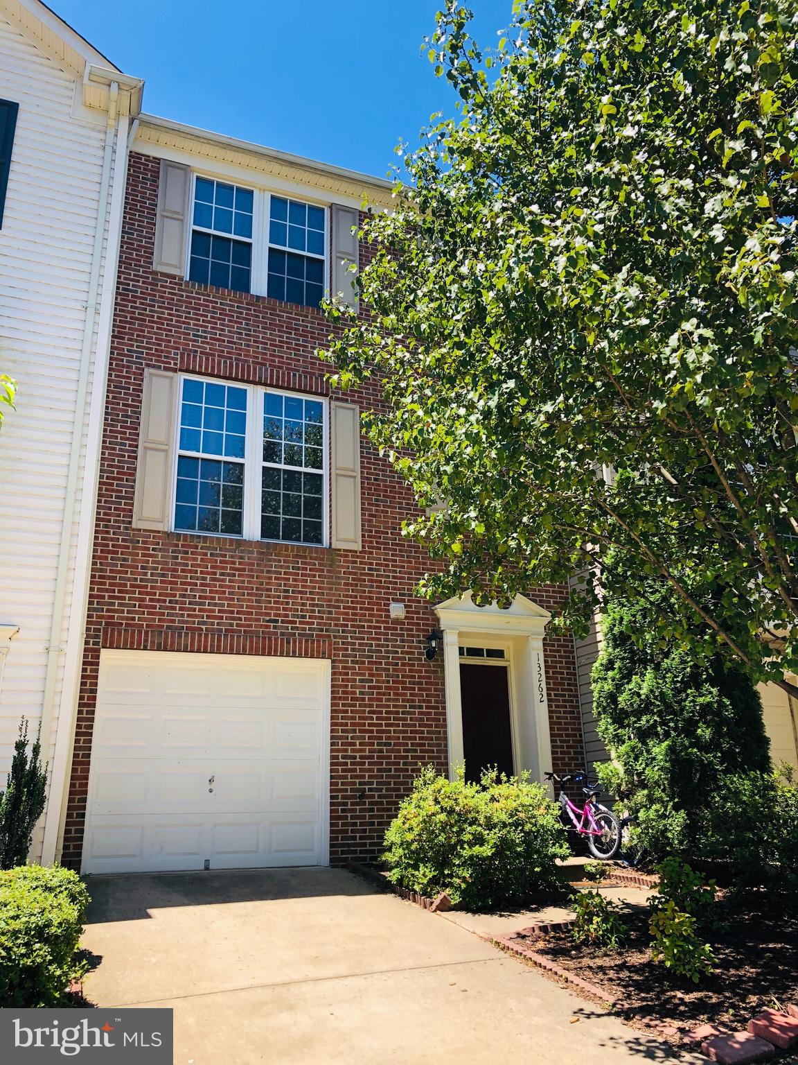 WOODBRIDGE COMMONS - Residential