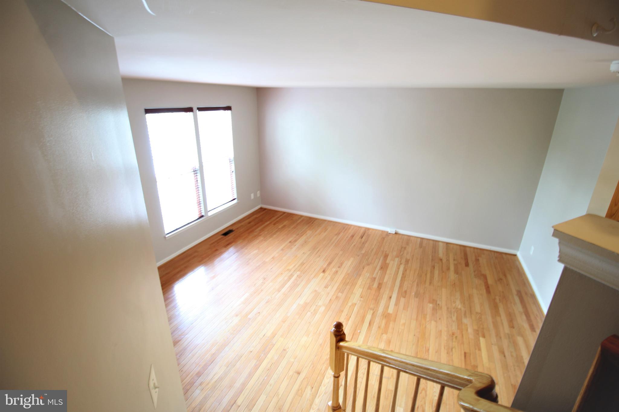 WOODBRIDGE COMMONS - Residential