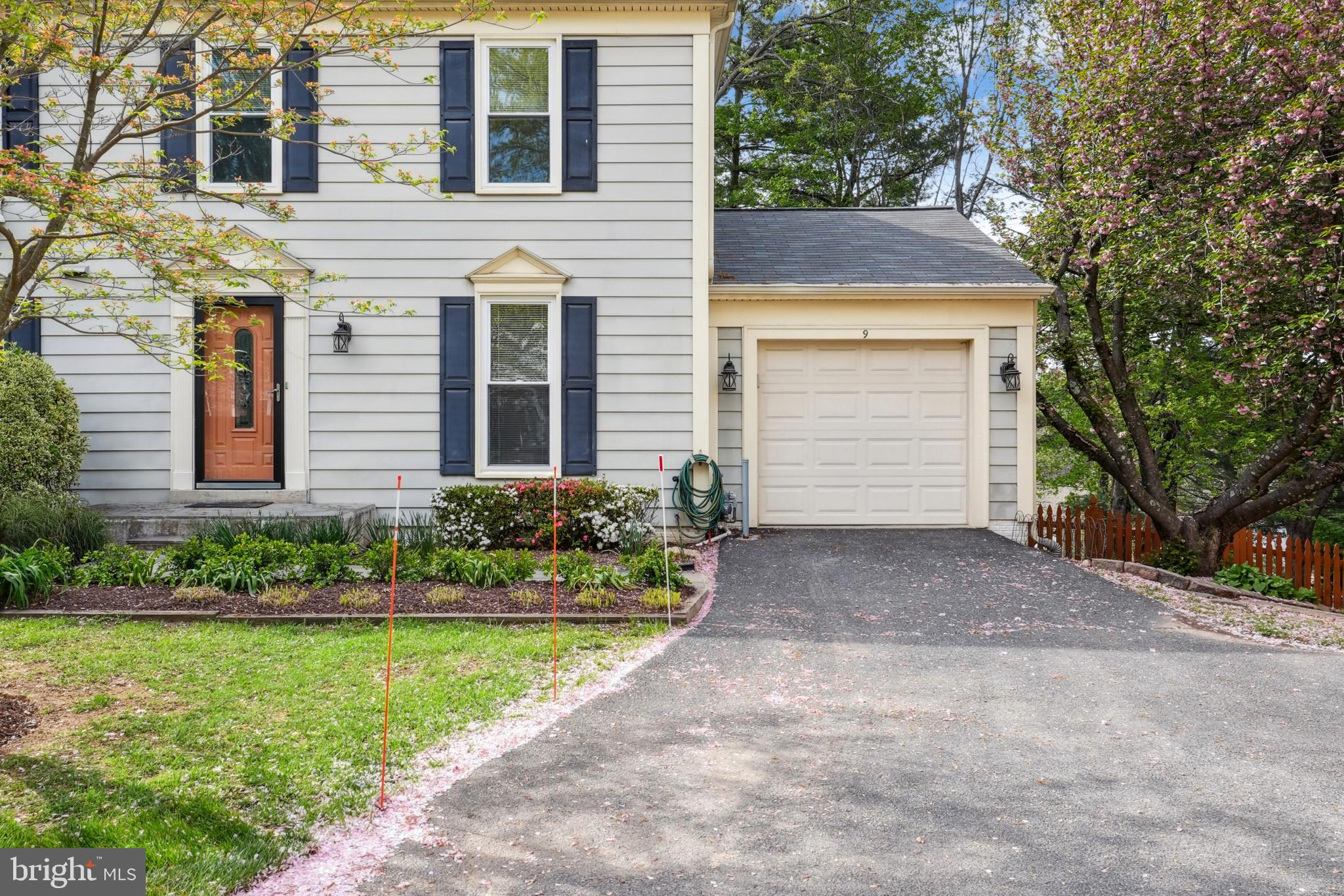 WATERS LANDING - Residential Lease