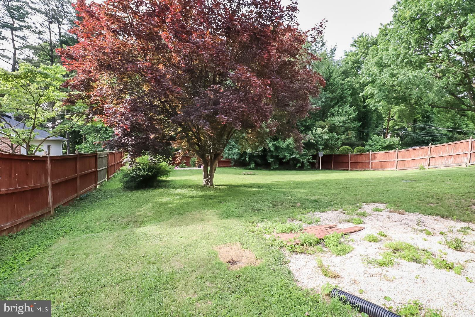 GREENBERRY HILLS - Residential