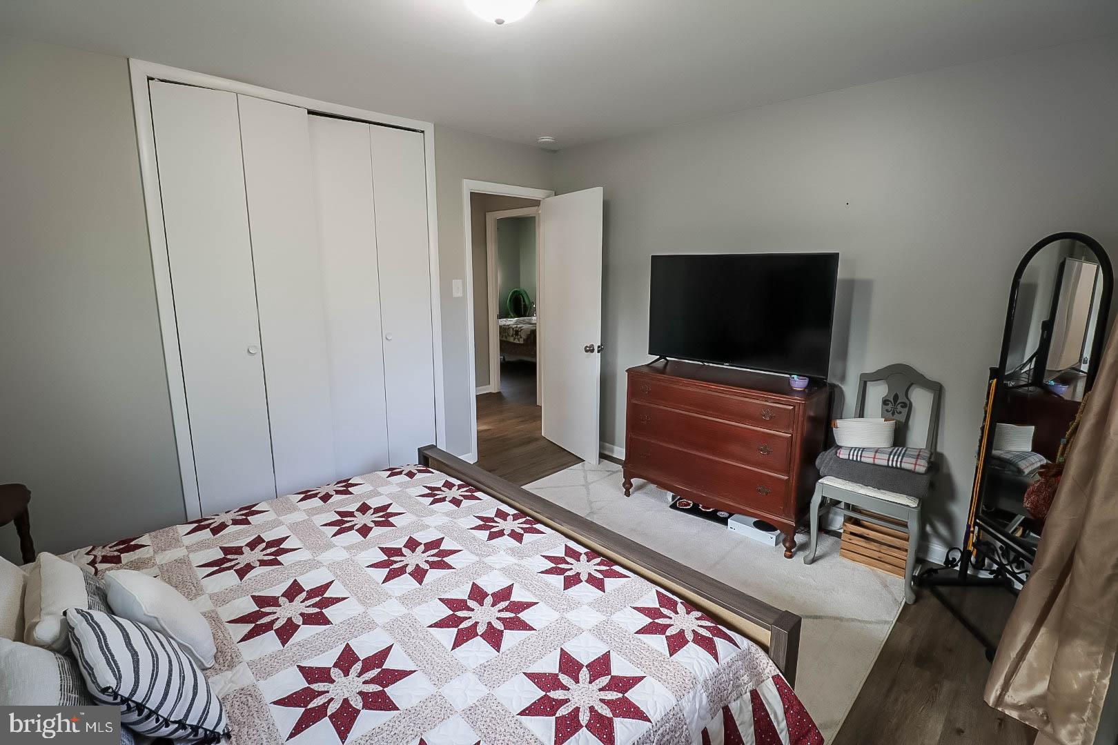 GREENBERRY HILLS - Residential