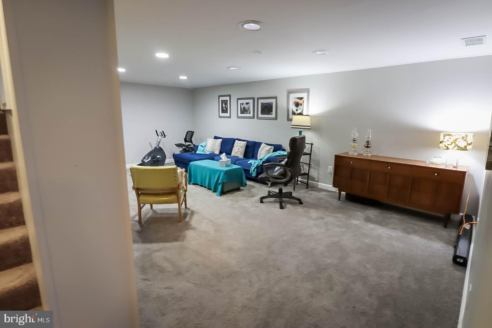 GREENBERRY HILLS - Residential