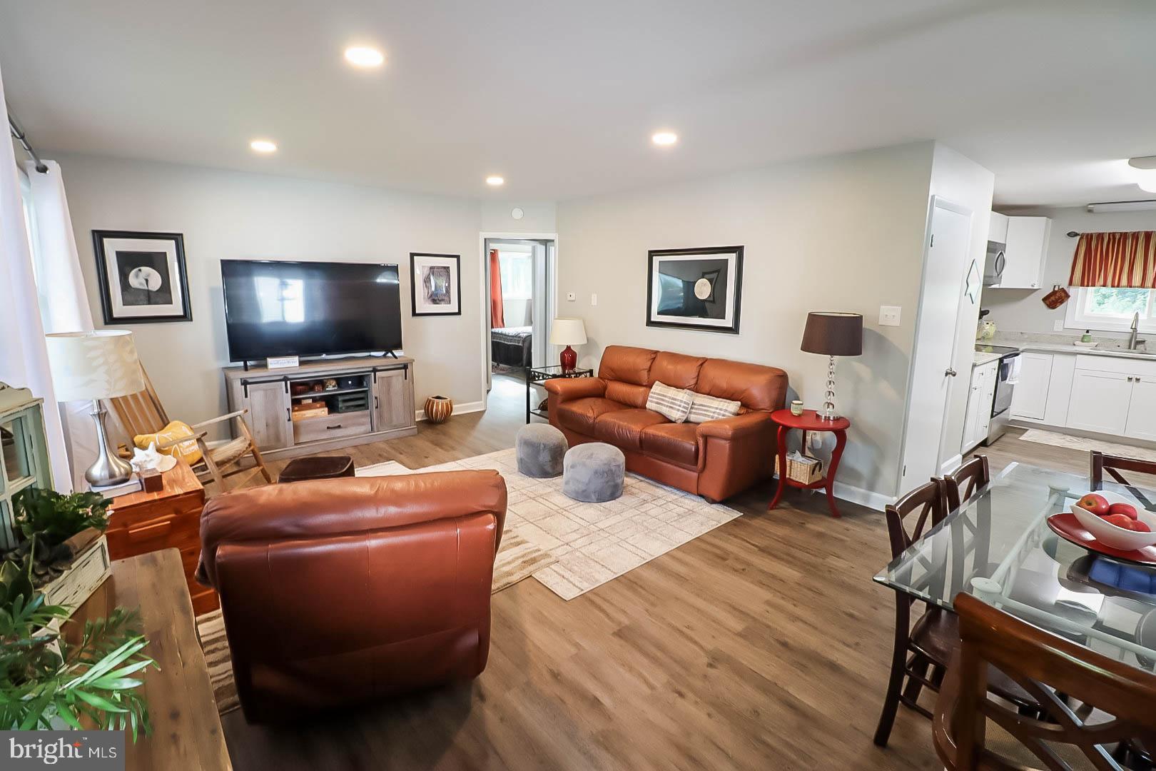 GREENBERRY HILLS - Residential