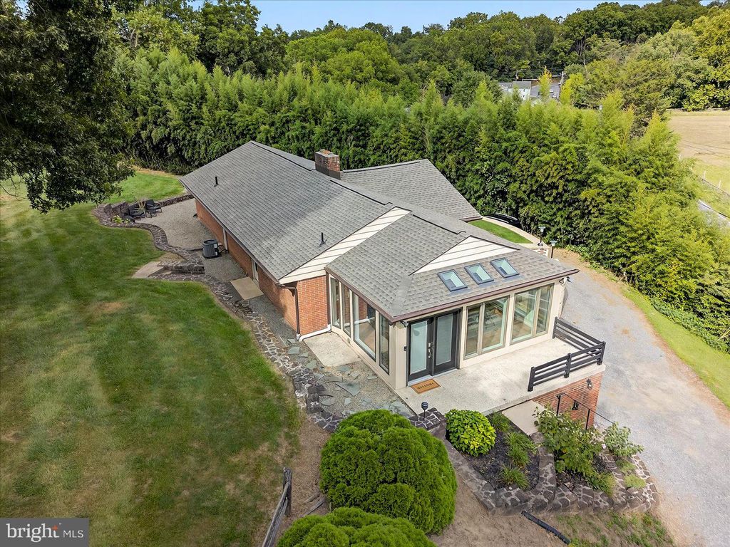 Photo of 1713 Morningside Drive, LANCASTER, PA 17602 (MLS # PALA2075158)