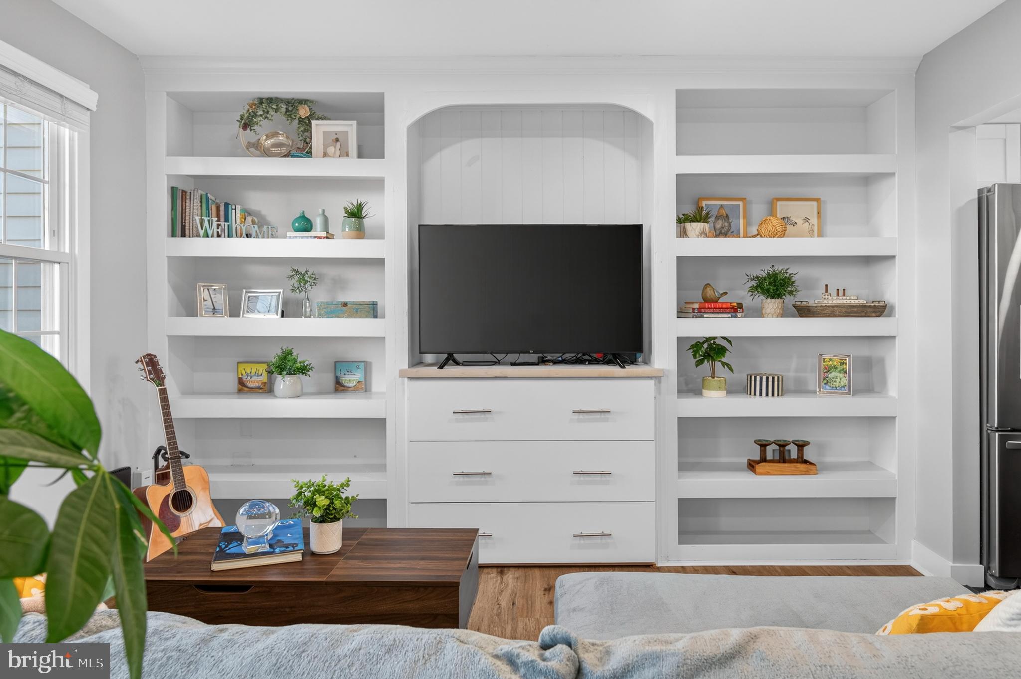 CROFTON SQUARE - Residential