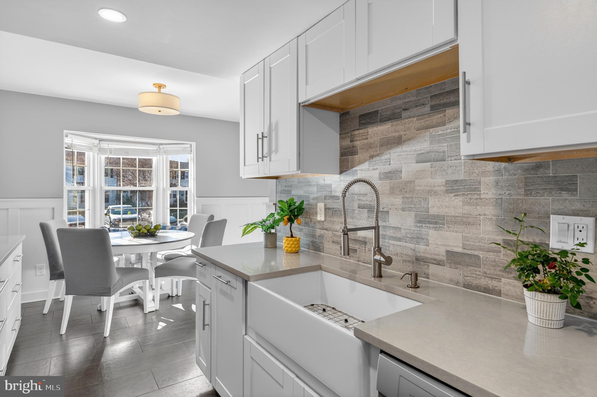 CROFTON SQUARE - Residential