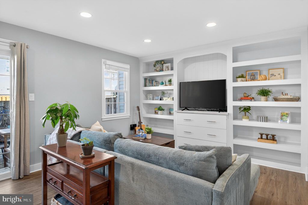 Photo of 1851 Foxdale Court, CROFTON, MD 21114 (MLS # MDAA2134568)