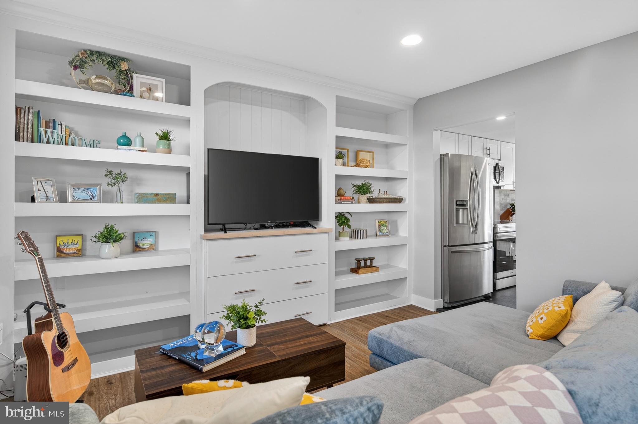 CROFTON SQUARE - Residential