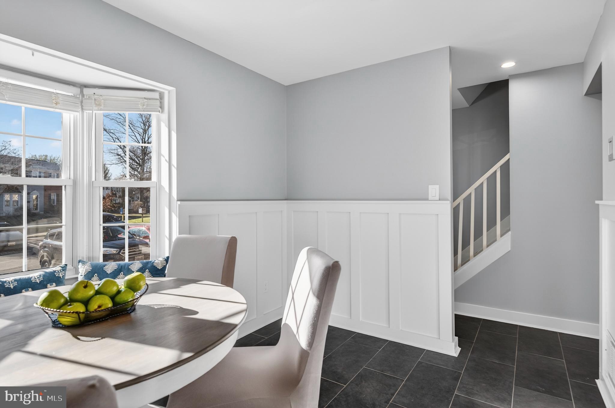 CROFTON SQUARE - Residential