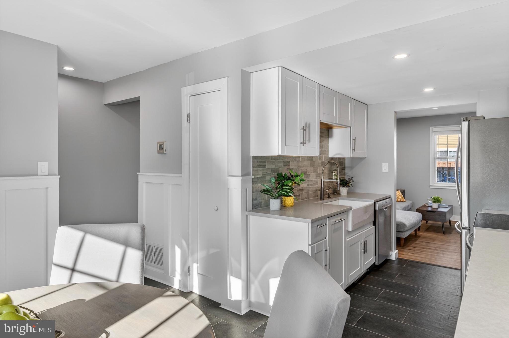 CROFTON SQUARE - Residential