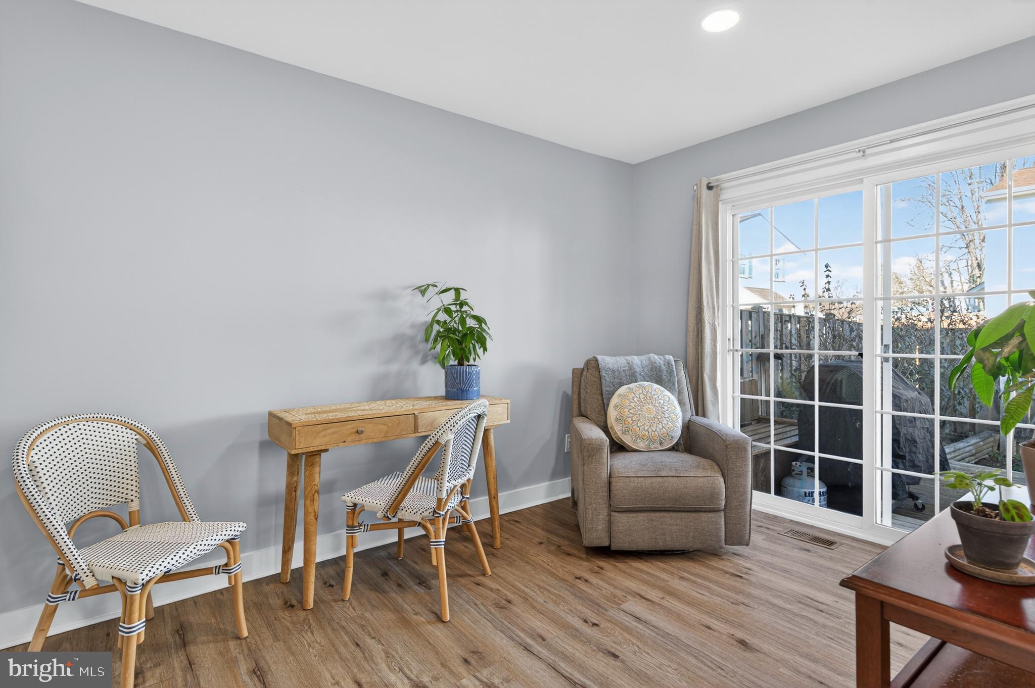 CROFTON SQUARE - Residential