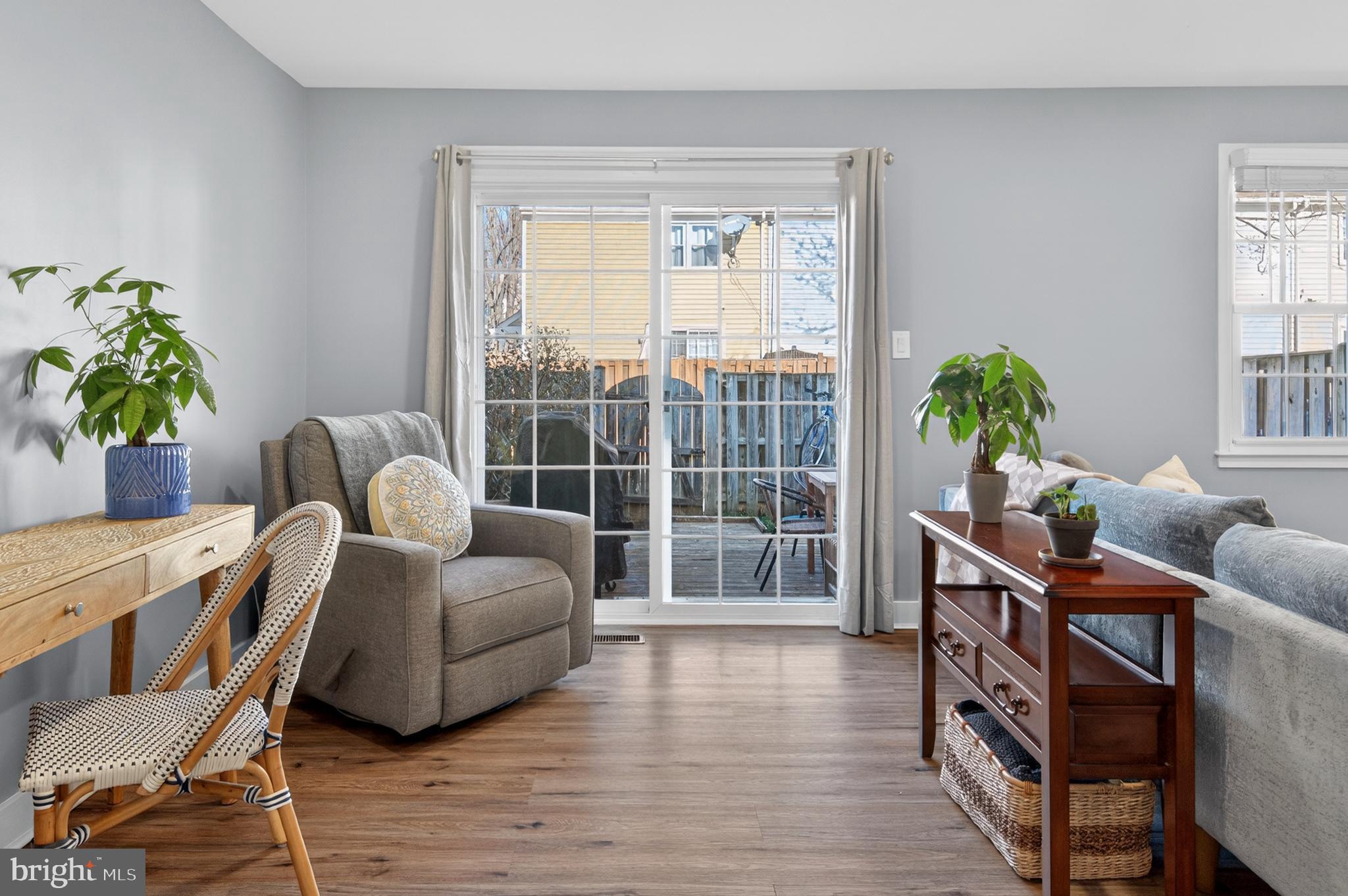 CROFTON SQUARE - Residential