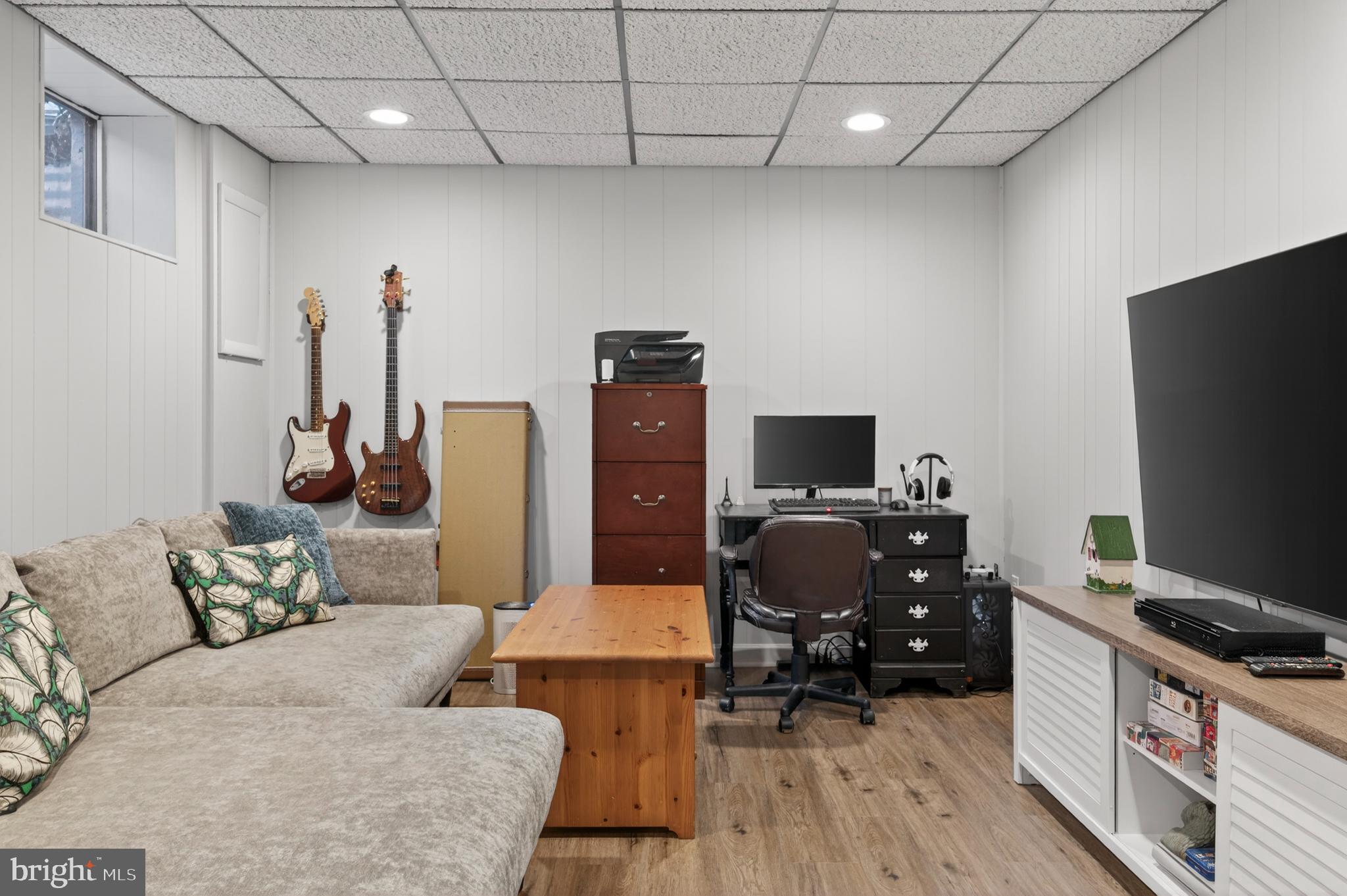 CROFTON SQUARE - Residential