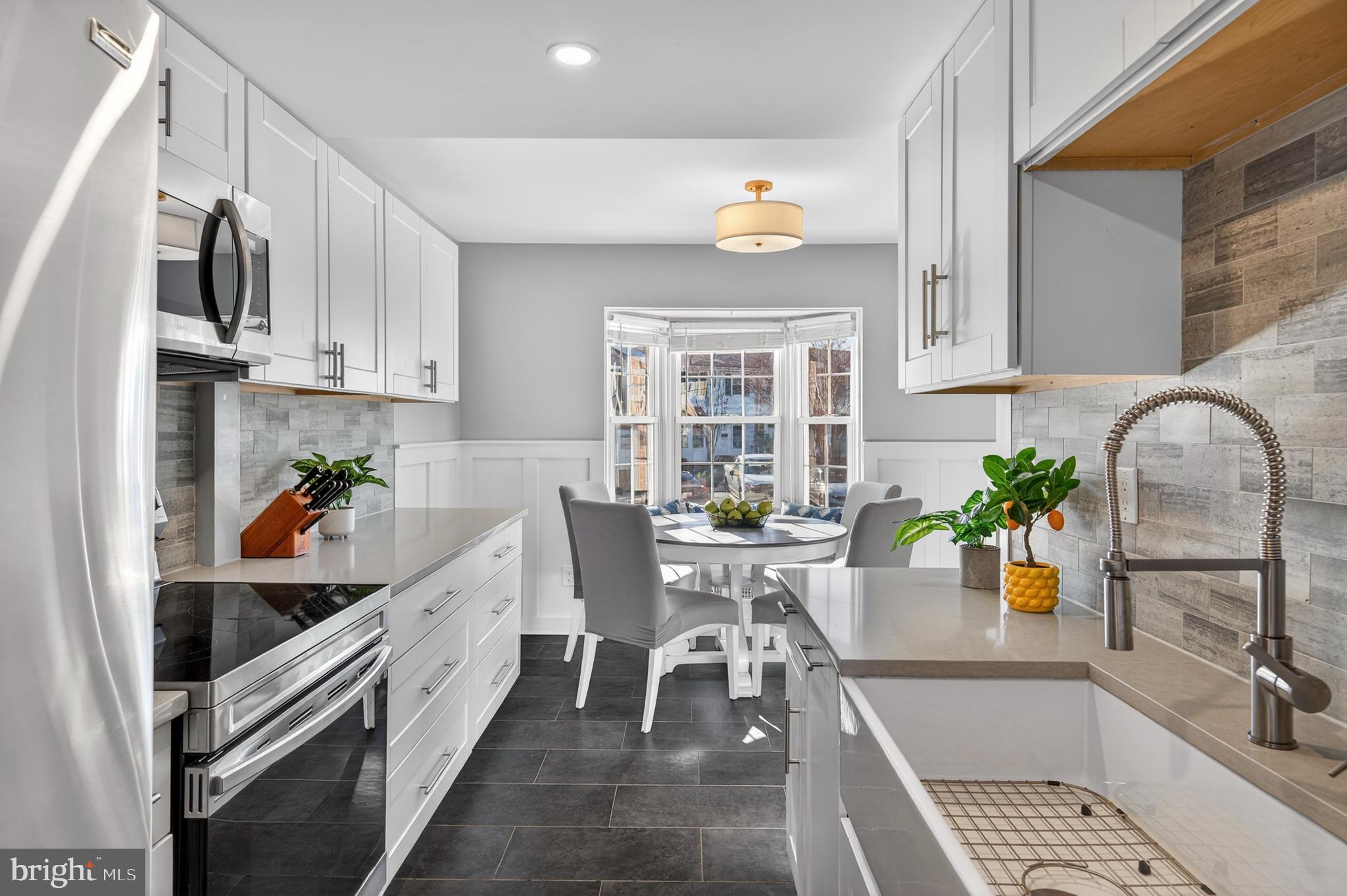 CROFTON SQUARE - Residential