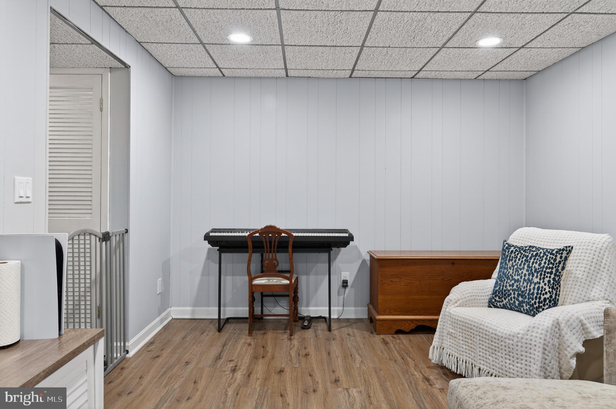 CROFTON SQUARE - Residential