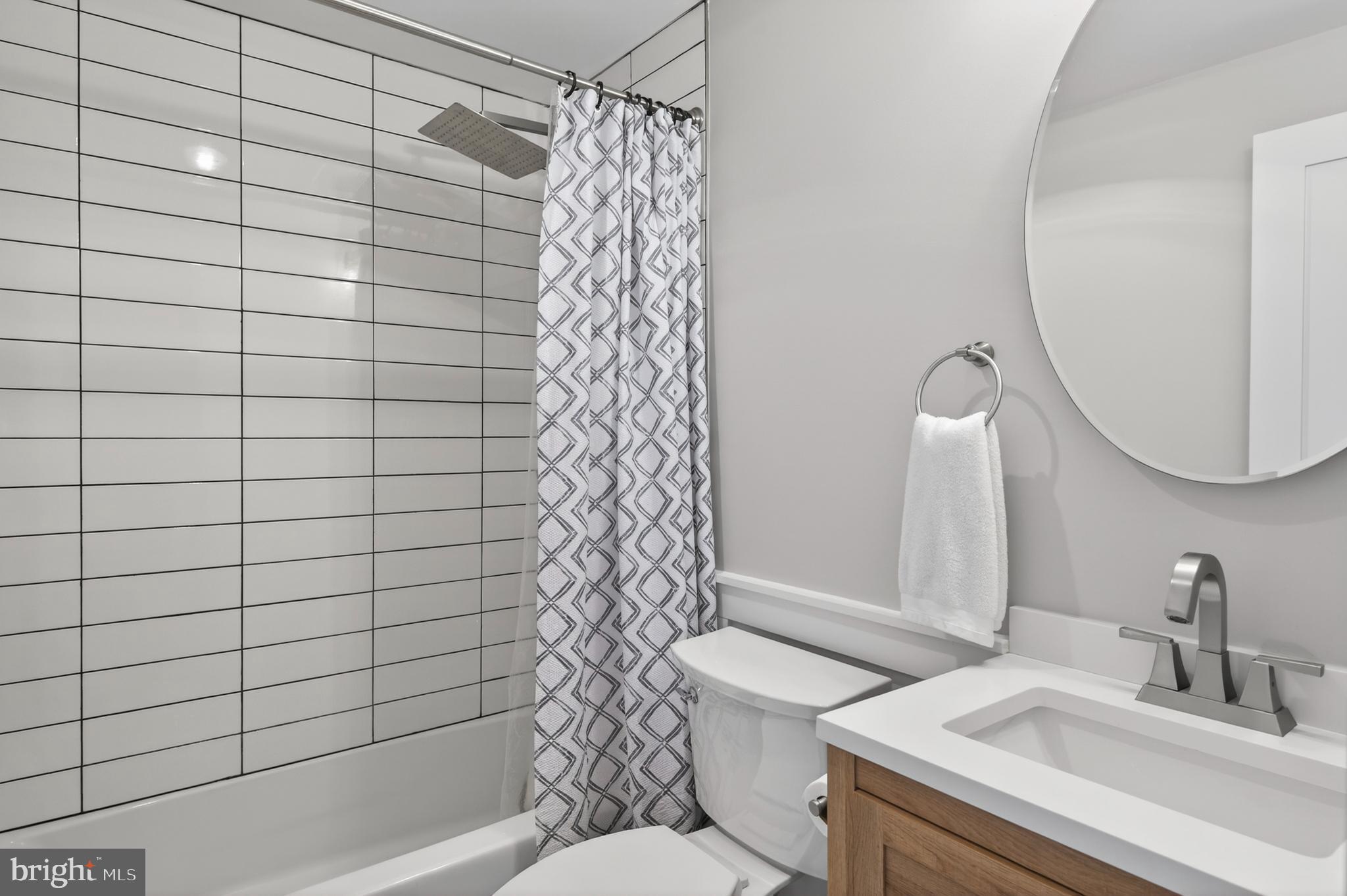 CROFTON SQUARE - Residential