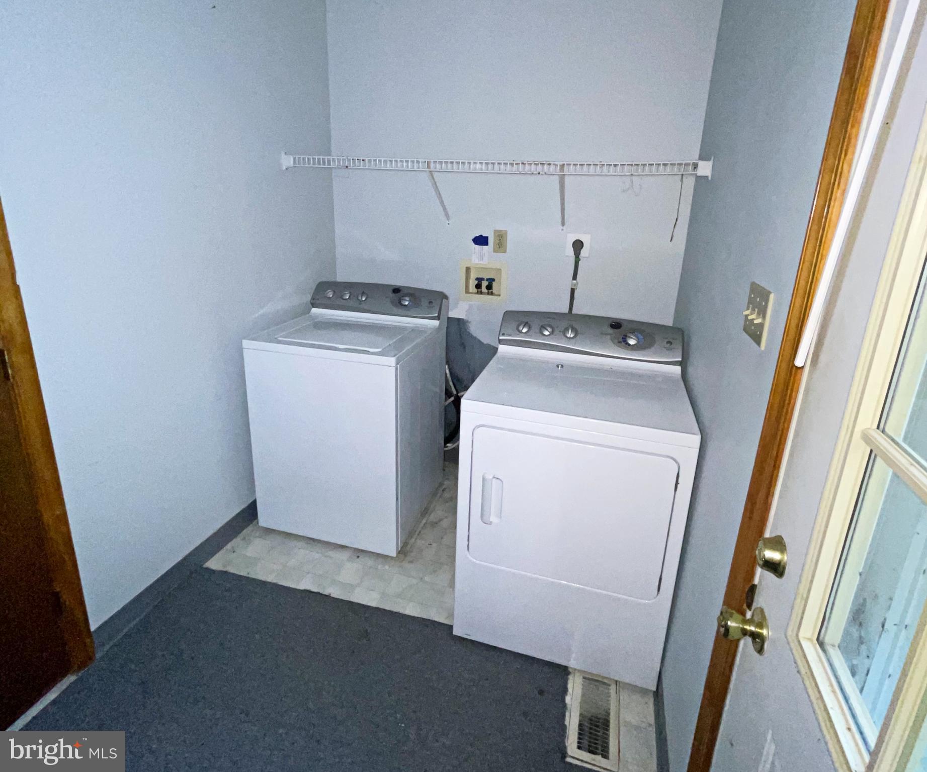 INDIAN ACRES - Residential