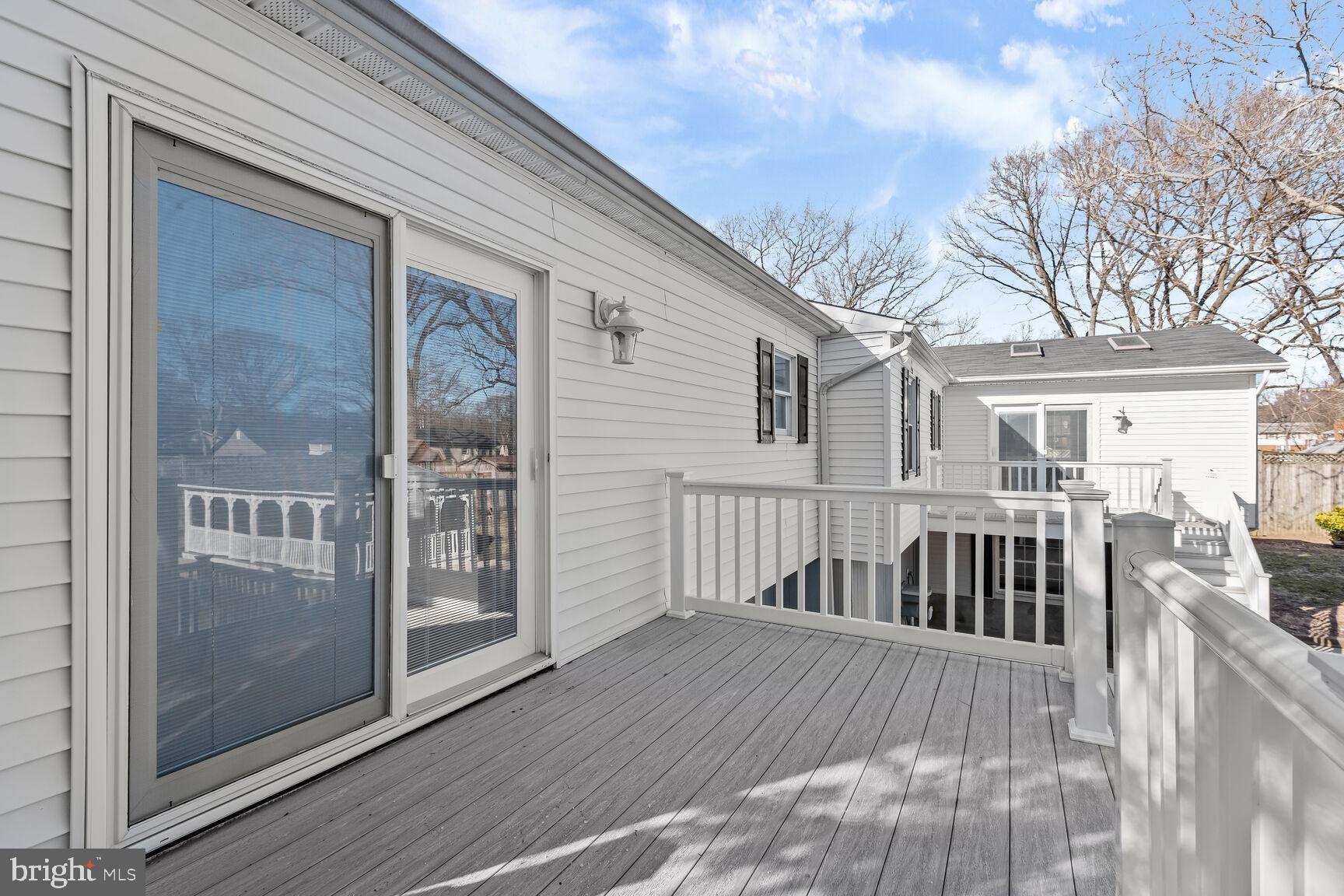 ELMHURST - Residential