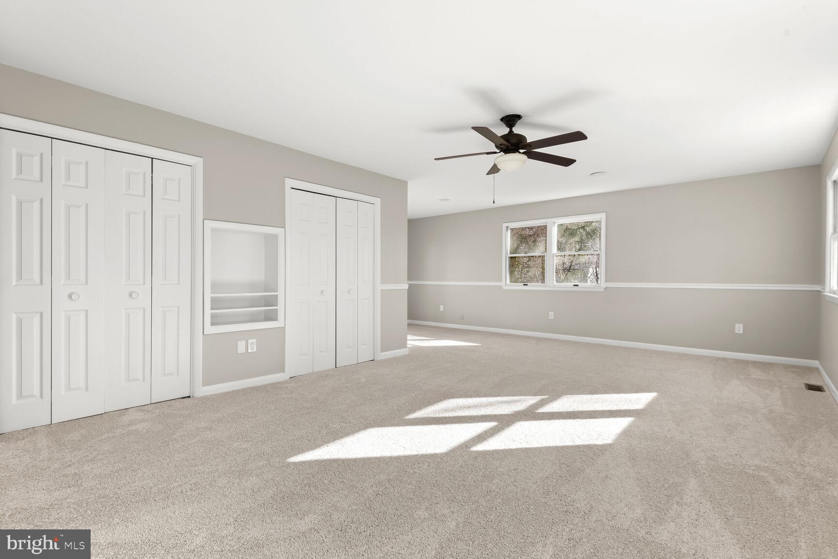 ELMHURST - Residential