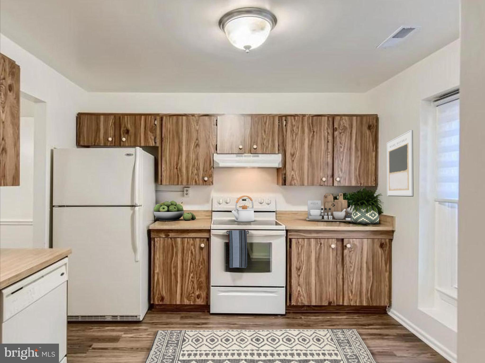 WHISPERING WOODS - Residential Lease