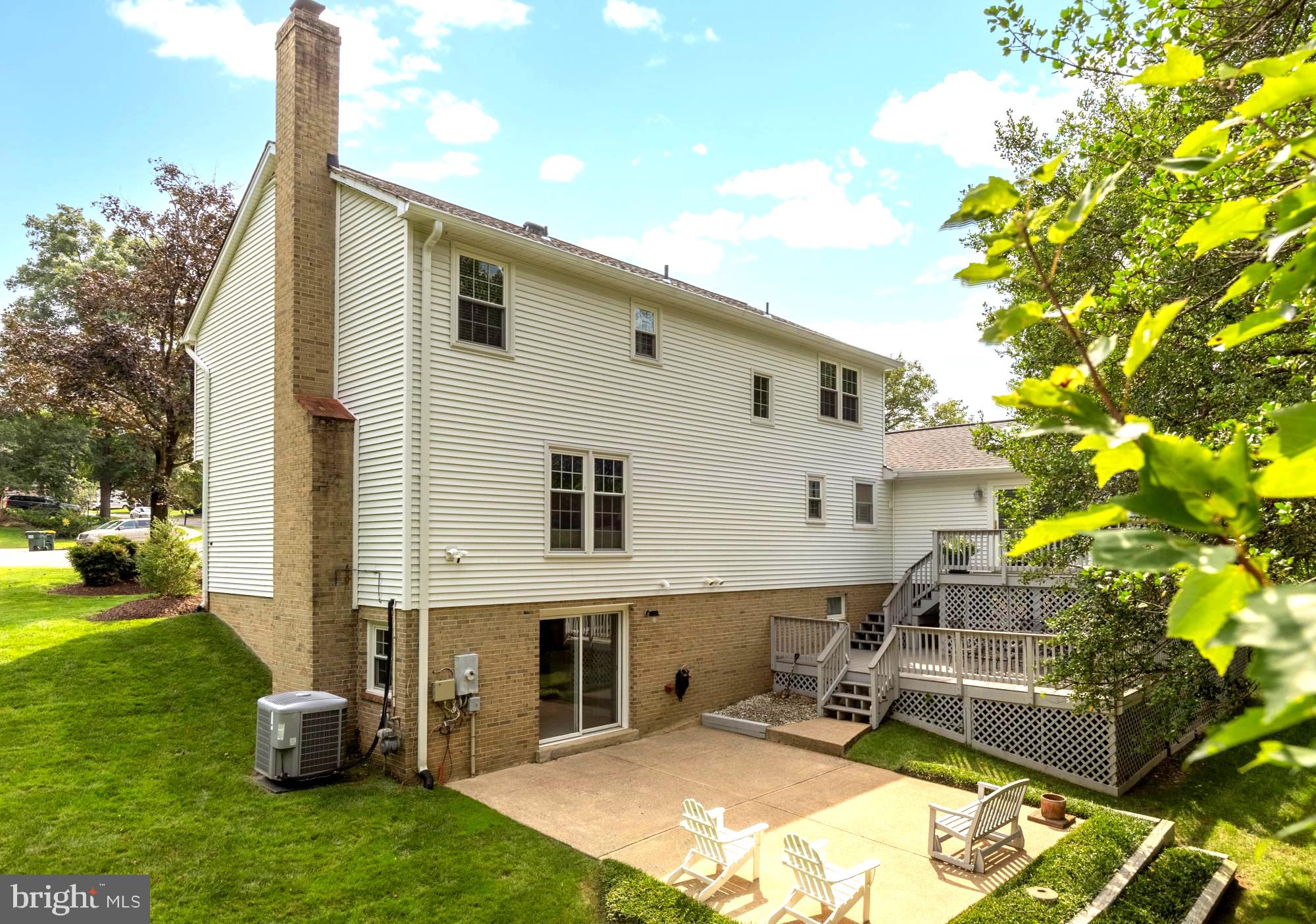 9818 FLINTRIDGE COURT