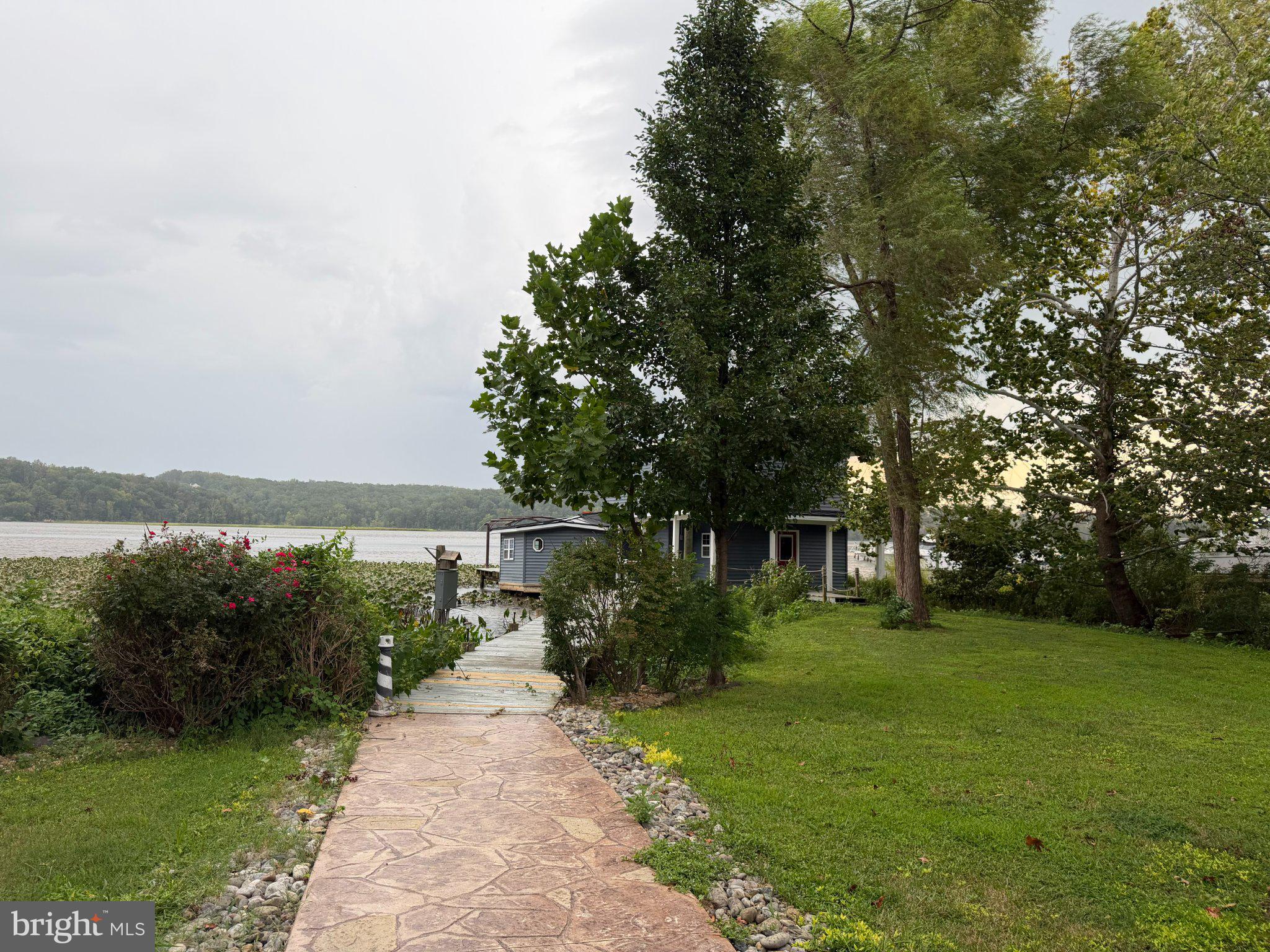 111 WILLOW LANDING ROAD