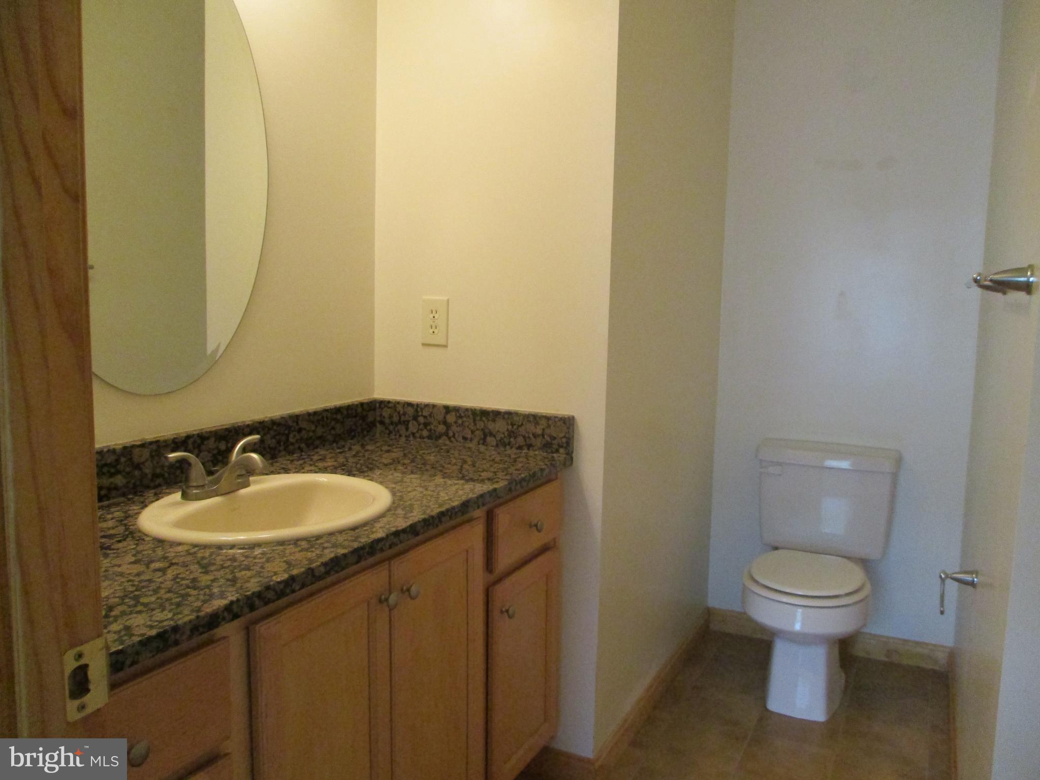 CHICKADEE CIRCLE CONDOMINIUMS - Residential Lease