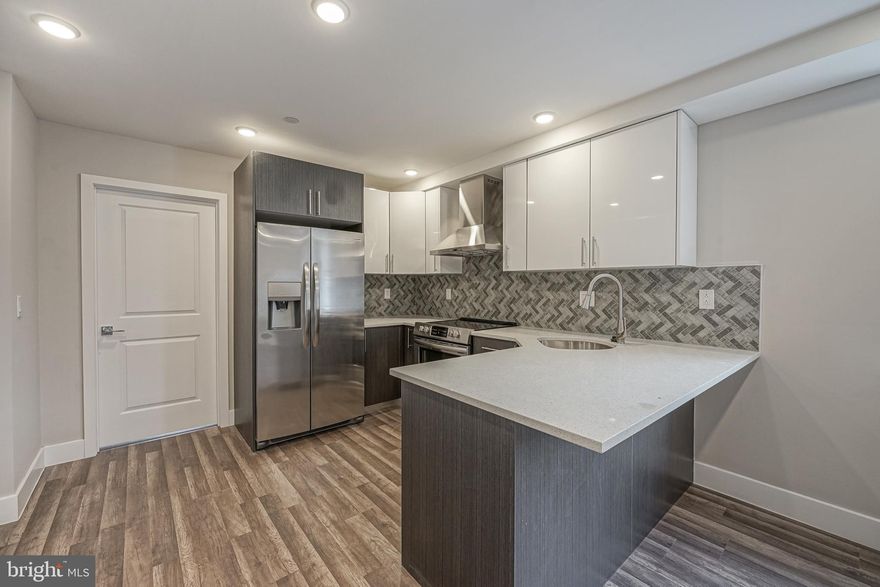 Welcome to 1070 N Front Unit B!  Fully renovated unit in Northern Liberties.  This unit offers two sizable bedrooms, spacious living room,  and ceramic hall bath.  Beautiful kitchen with ceramic backsplash, stainless steel appliances, and quartz countertop.  Washer/dryer in unit!  Easy to show!