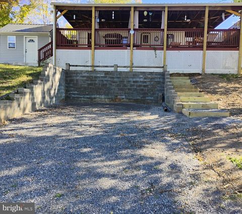 Block 40 Lots 39 & 40 HOT DOG RD FALLING WATERS WV 25419