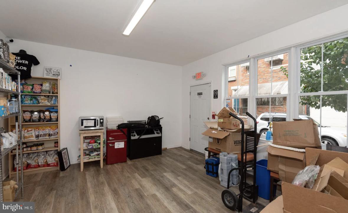 NEWBOLD - Commercial Lease