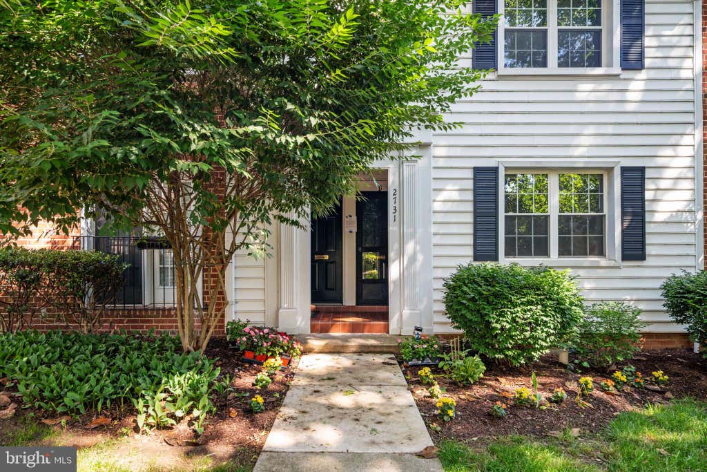 Photo of 2731 S Walter Reed Drive #C, ARLINGTON, VA 22206 (MLS # VAAR2076330)