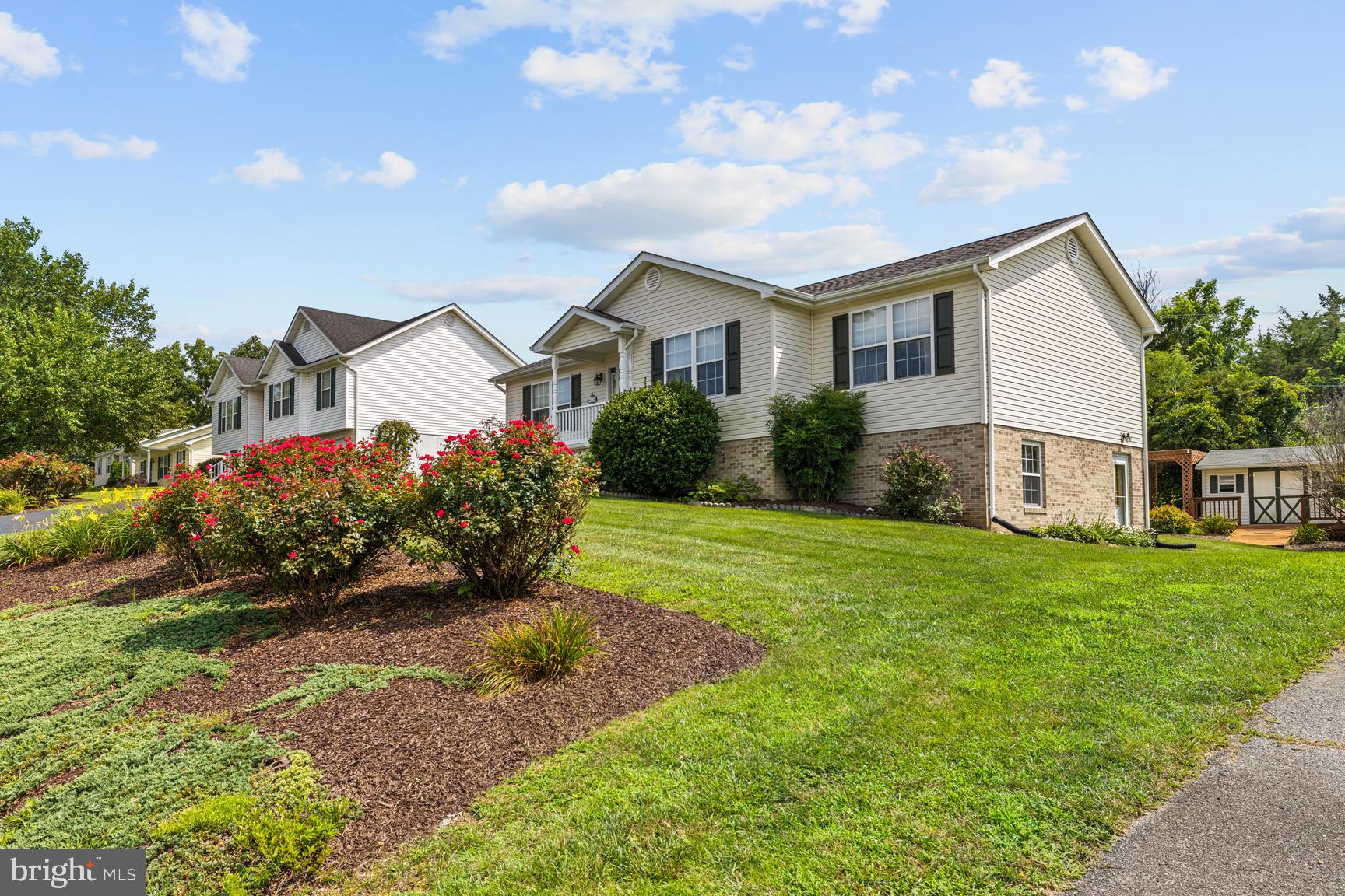 62 DORAL DRIVE