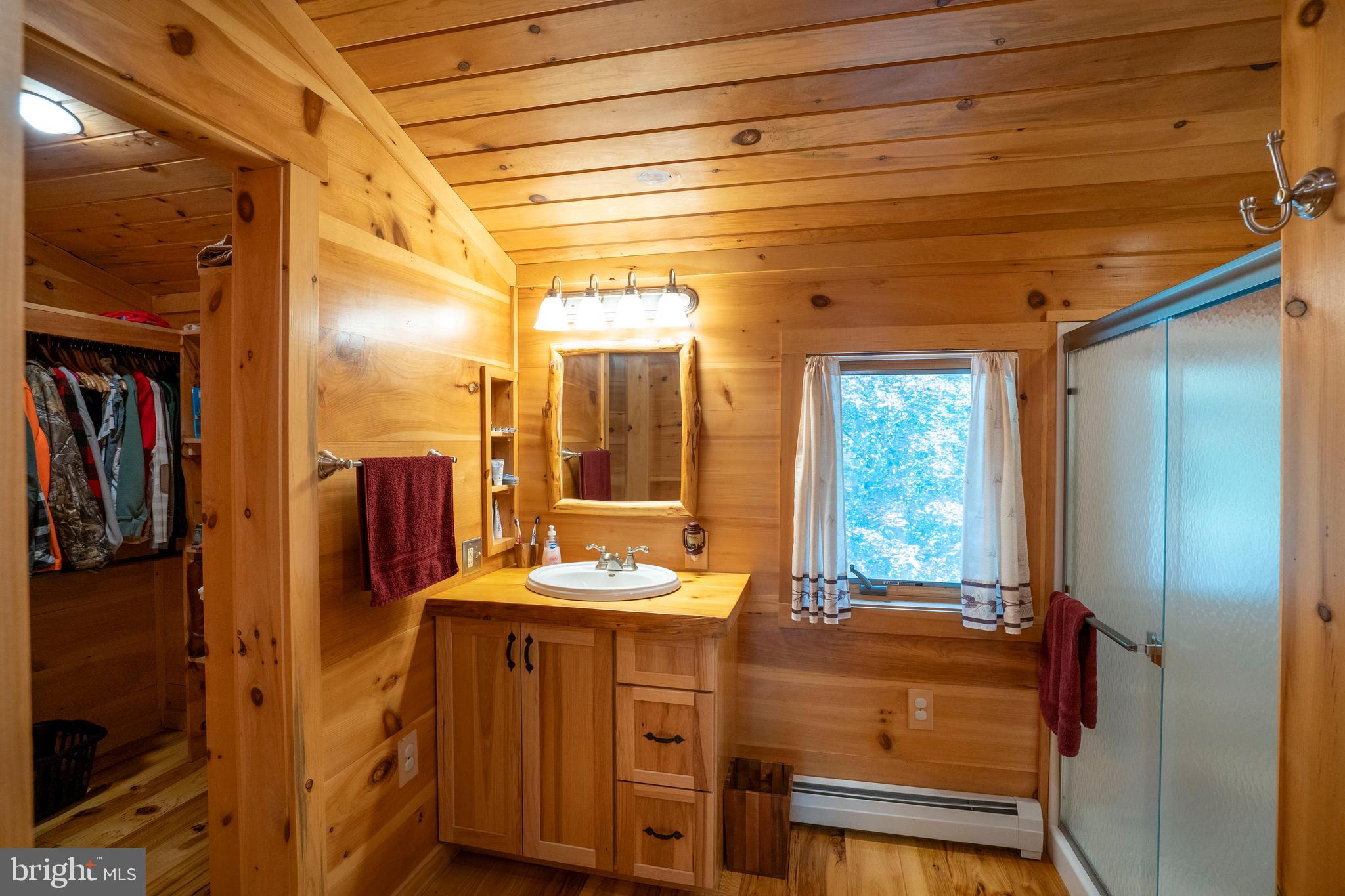 OLIVER - Residential