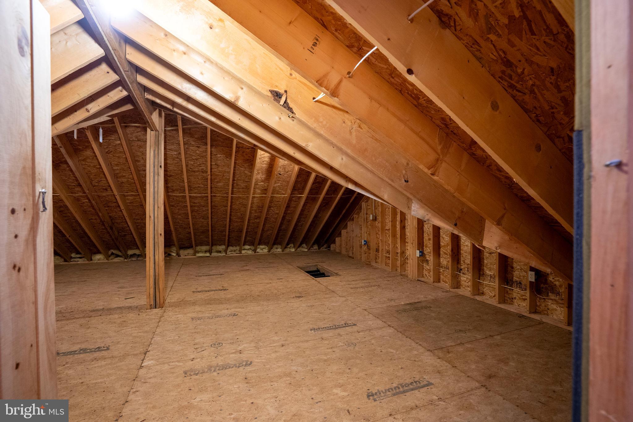 OLIVER - Residential