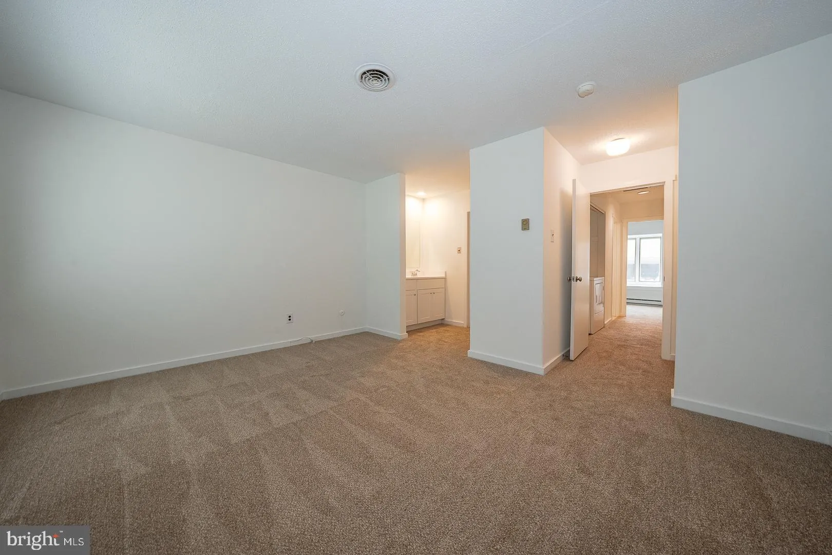 West Chester, Pennsylvania 19380, United States, 2 Bedrooms Bedrooms, ,2 BathroomsBathrooms,Residential,Active,113549