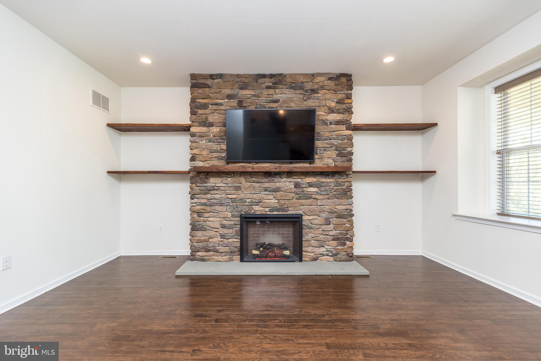 PENNLAND FARM - Residential