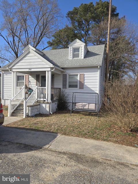 Homes For Sale - 704 4th Street<br/> SHARPTOWN, MD 21861