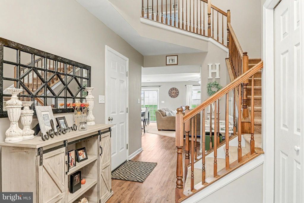 Photo of 237 Melbourne Ln, MECHANICSBURG, PA 17055 (MLS # PACB2047570)