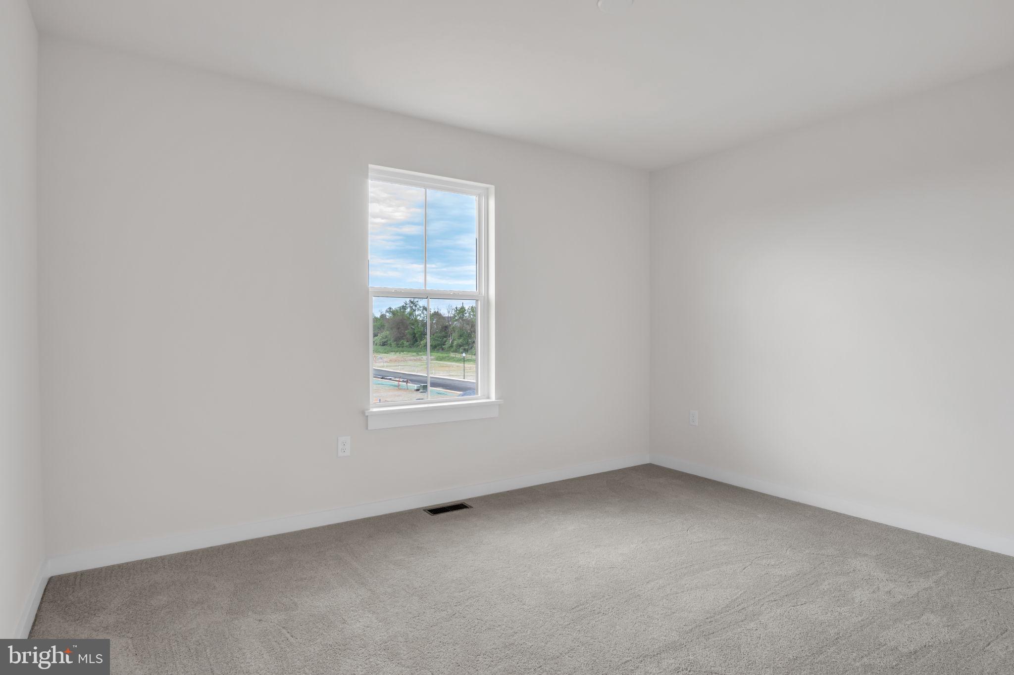 194 TRAILSIDE COURT