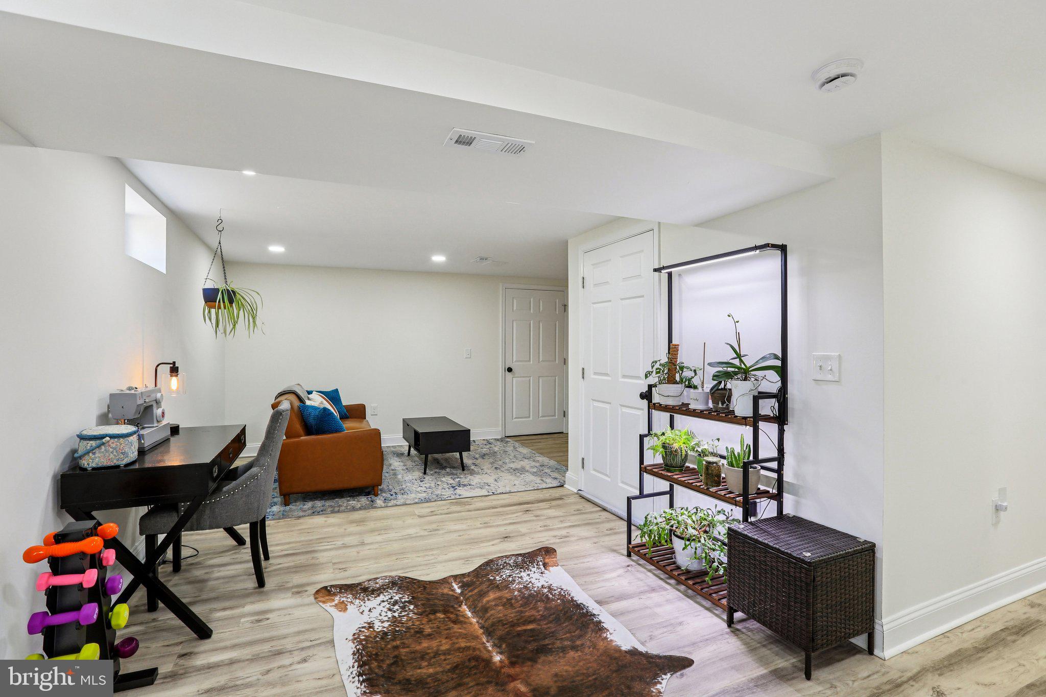 COURTHAVEN - Residential