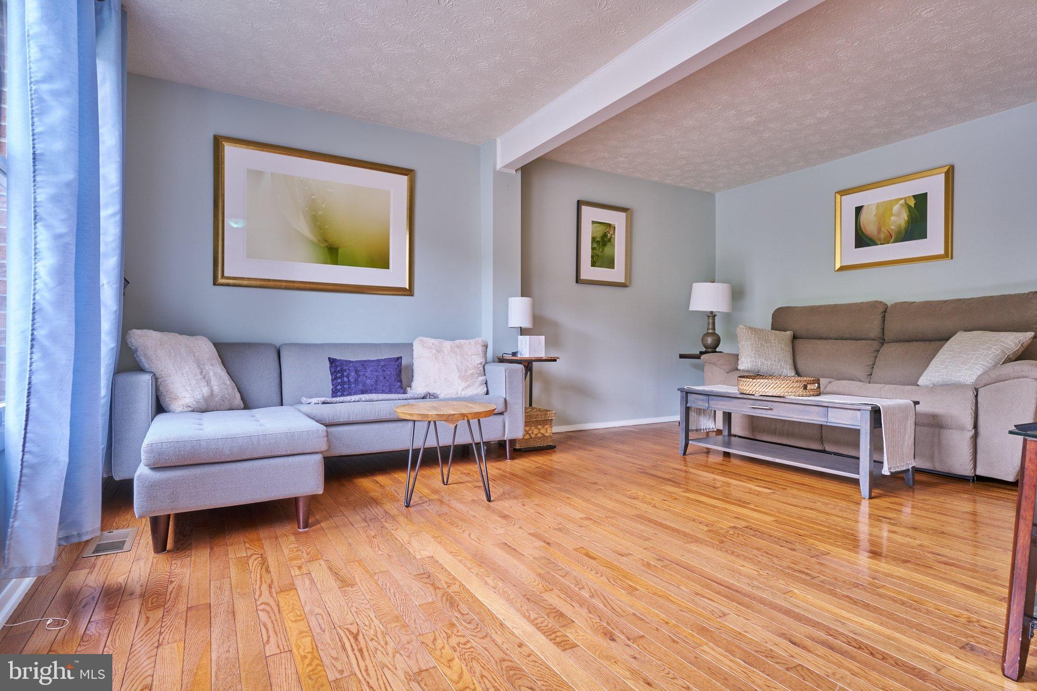 GUNNERS LAKE VILLAGE - Residential