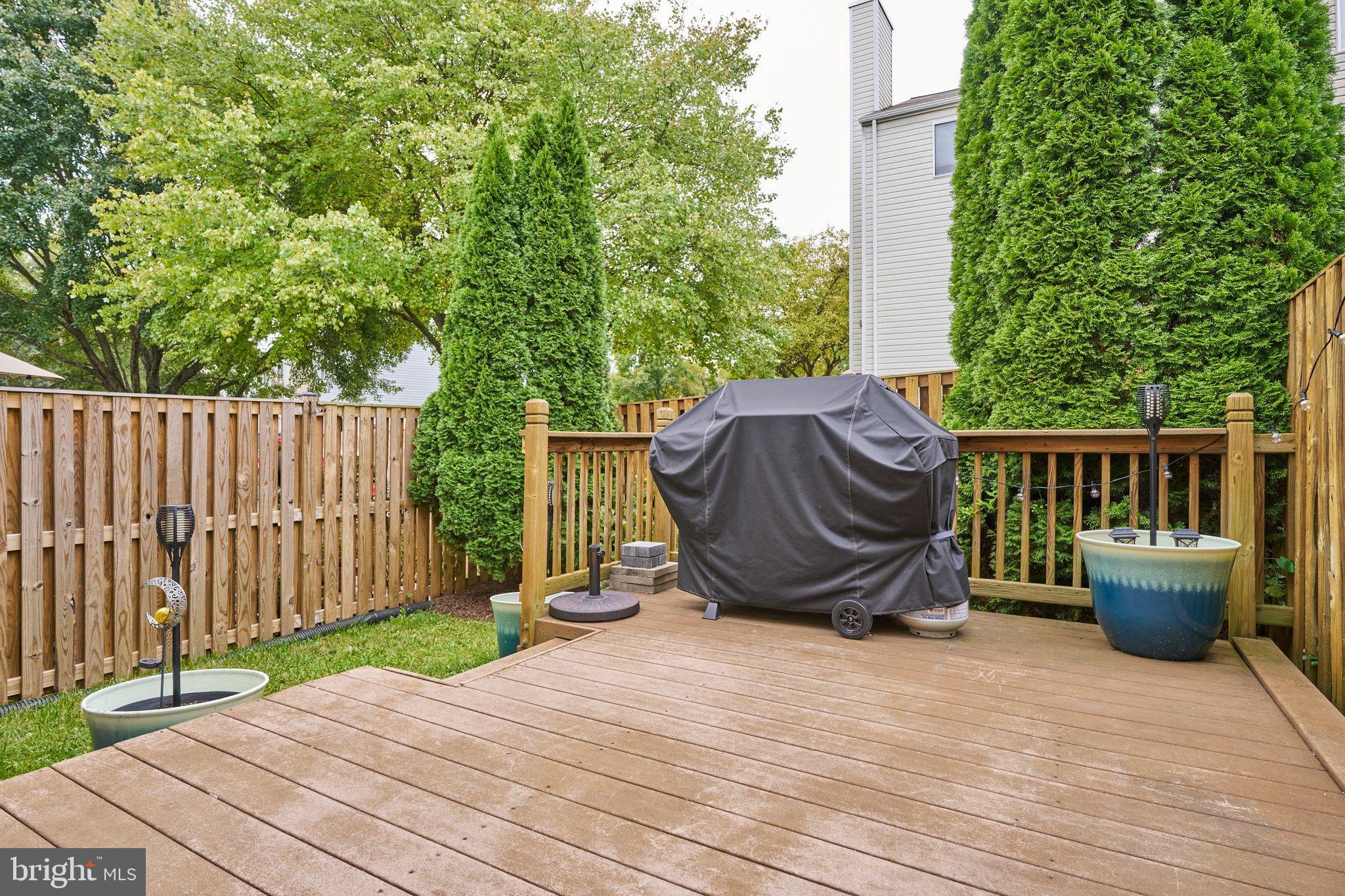 GUNNERS LAKE VILLAGE - Residential