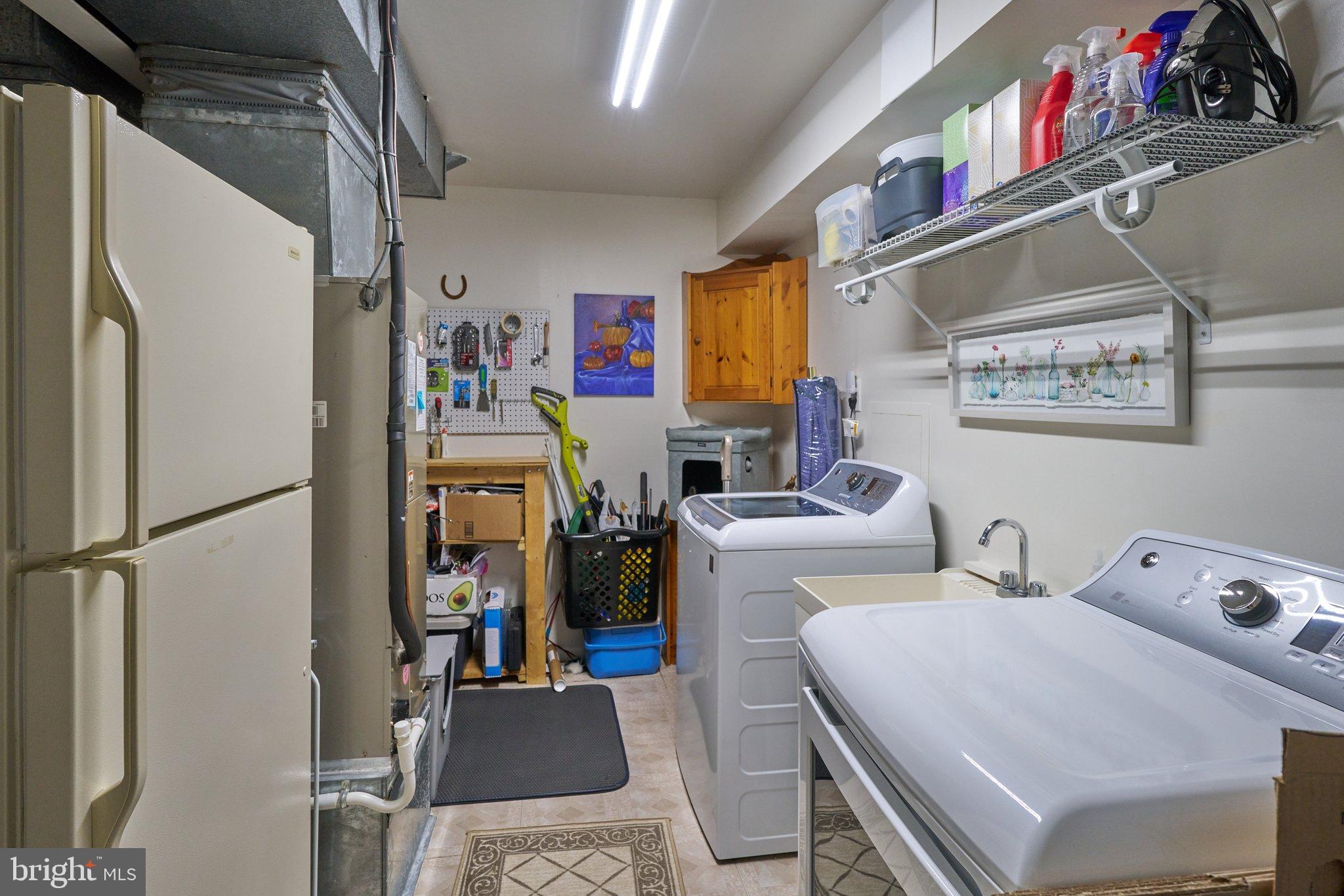 GUNNERS LAKE VILLAGE - Residential