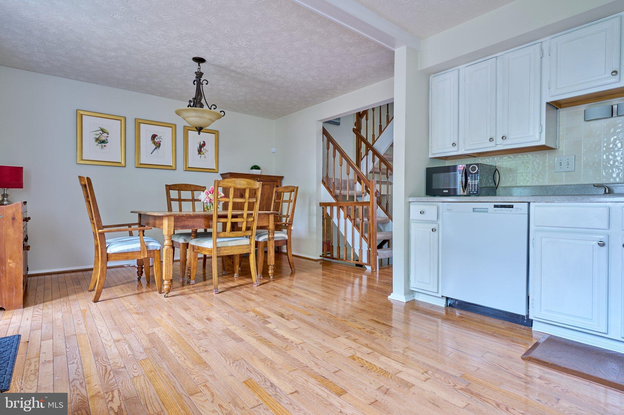 GUNNERS LAKE VILLAGE - Residential